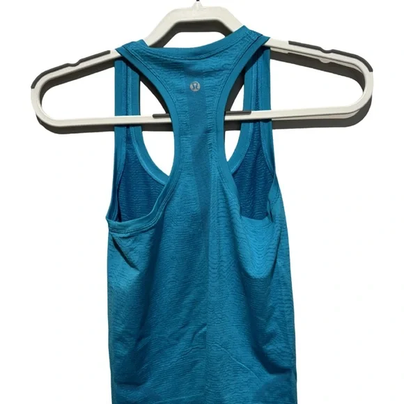 Lululemon Switch tech Racer Back Tank Top - Picture 3 of 3
